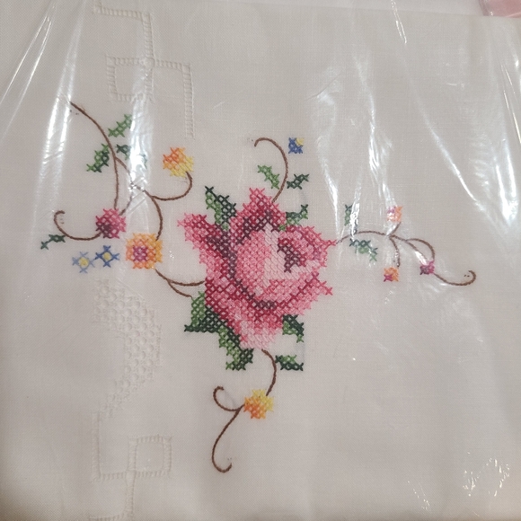 Heritage Sheet & Pillowcase Set - Picture 2 of 7